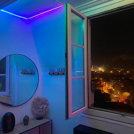 Appartement Vue Tour Eiffel Ligne 14 A Cote De Paris Gentilly Esterno foto